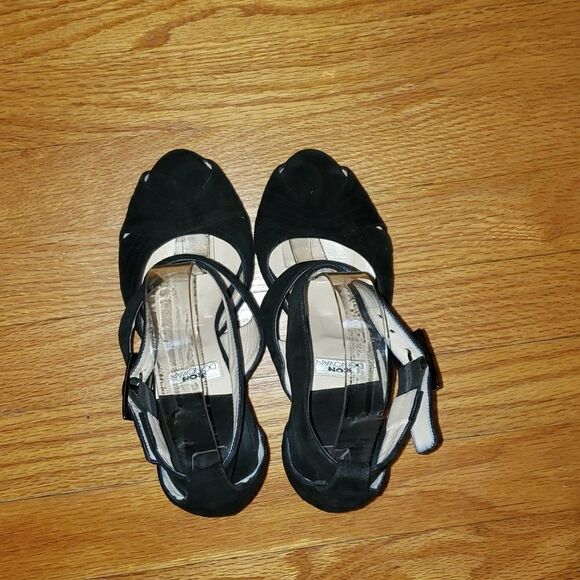 Ron Donovan Heels  - Picture 6 of 9